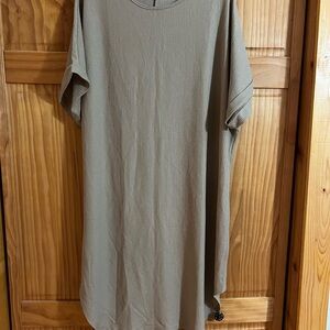 Women’s Casual Short-Sleeve Crewneck Shirt Dress - Taupe
